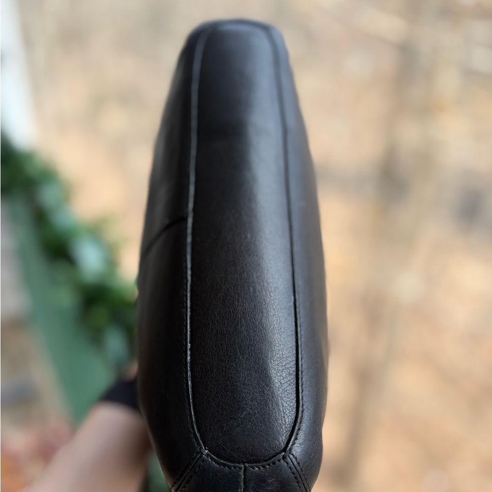 Vintage Coach Legacy Black Slim Duffle Bag | 9188 | Adjustable Strap | GUC - Picture 6 of 13
